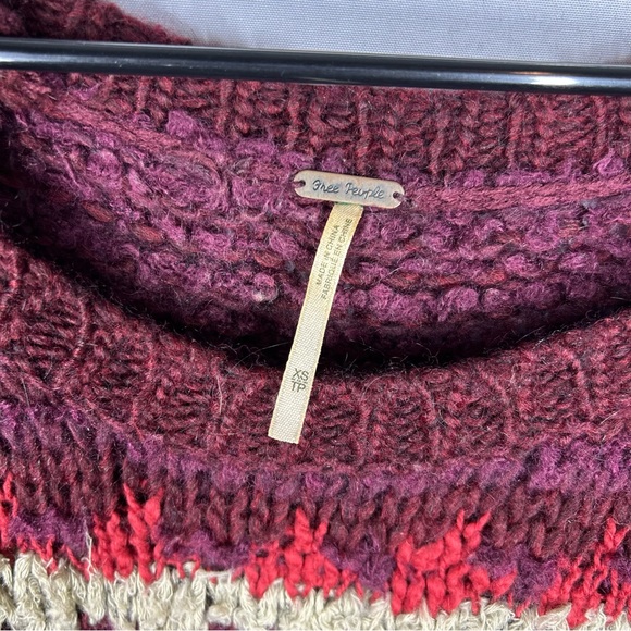 Free People Fuzzy Fair Isle Knitted Wool Sweater Gorpcore Winter Burgundy XS - Picture 9 of 10